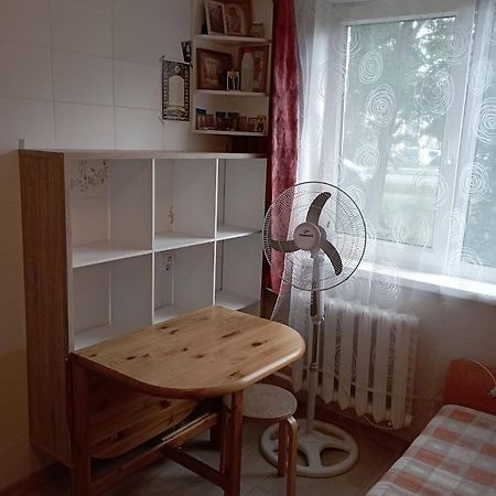 A Comfortable 18M Room With Balcony Tallinn Buitenkant foto