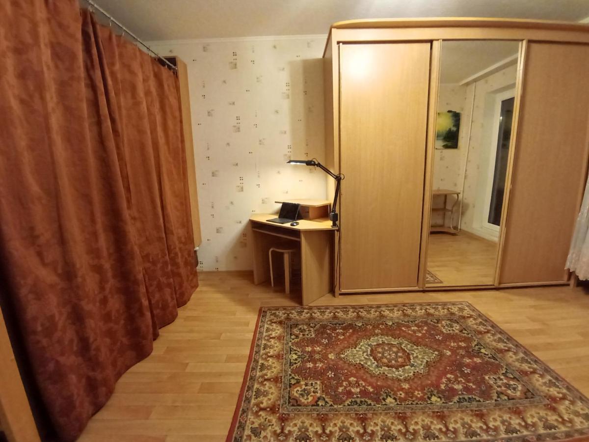 A Comfortable 18M Room With Balcony Tallinn Buitenkant foto